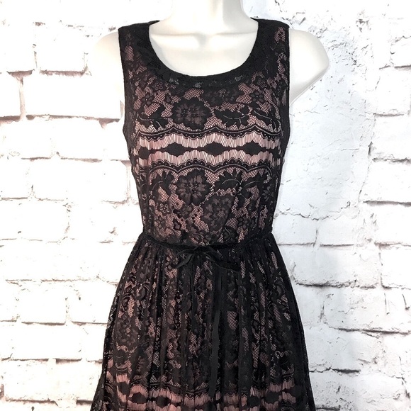 BeBop black lace overlay over salmon pink tulle dress Sleeveless Size Small - Picture 7 of 15